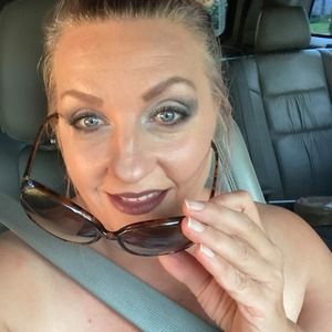 Meet your Posher, Shelley